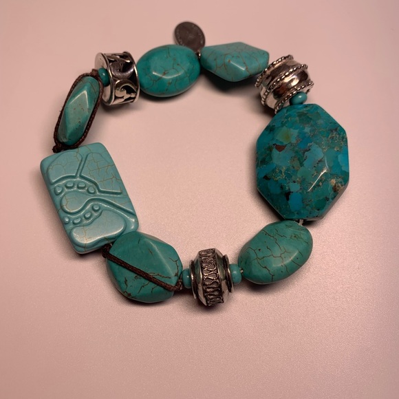 Silpada Vintage STER Compressed Turquoise, Howlite & Magnesite Stretch Bracelet - Picture 13 of 14